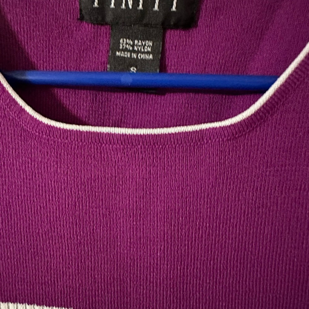 Finity purple and white sweater like tank - Picture 4 of 4